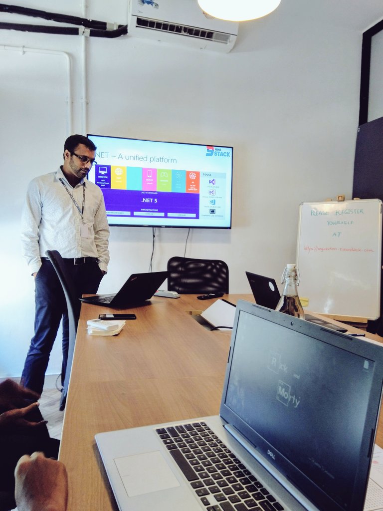 GDG_Goa's tweet image. A session organised by @NineStack2 on  .NET💻
#DevFest #DevFest2019 #Csharp #build #develop #deploy
