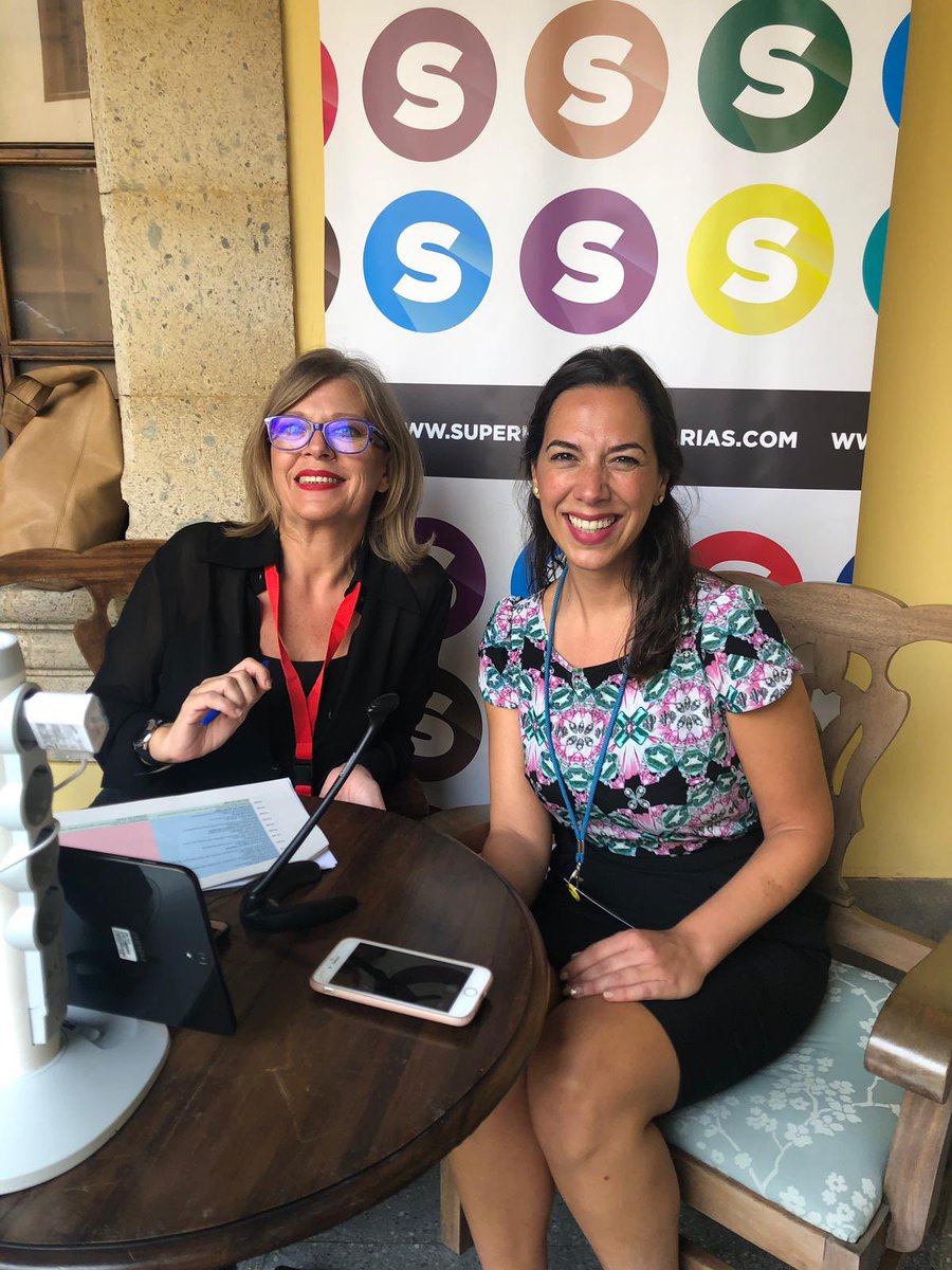 C_Mazinger's tweet photo. Cira Rodríguez nos habló de los pasos fundamentales para ejecutar un marketing efectivo si eres cantante 👩🏽‍🎤 👏🏼👏🏼 Sigue su entrevista por @Francoisebe en el Facebook de 👉🏽@NemeSys20 #SuperHéroes19 @Hypergeek_es https://t.co/hlHSHpu3Vs