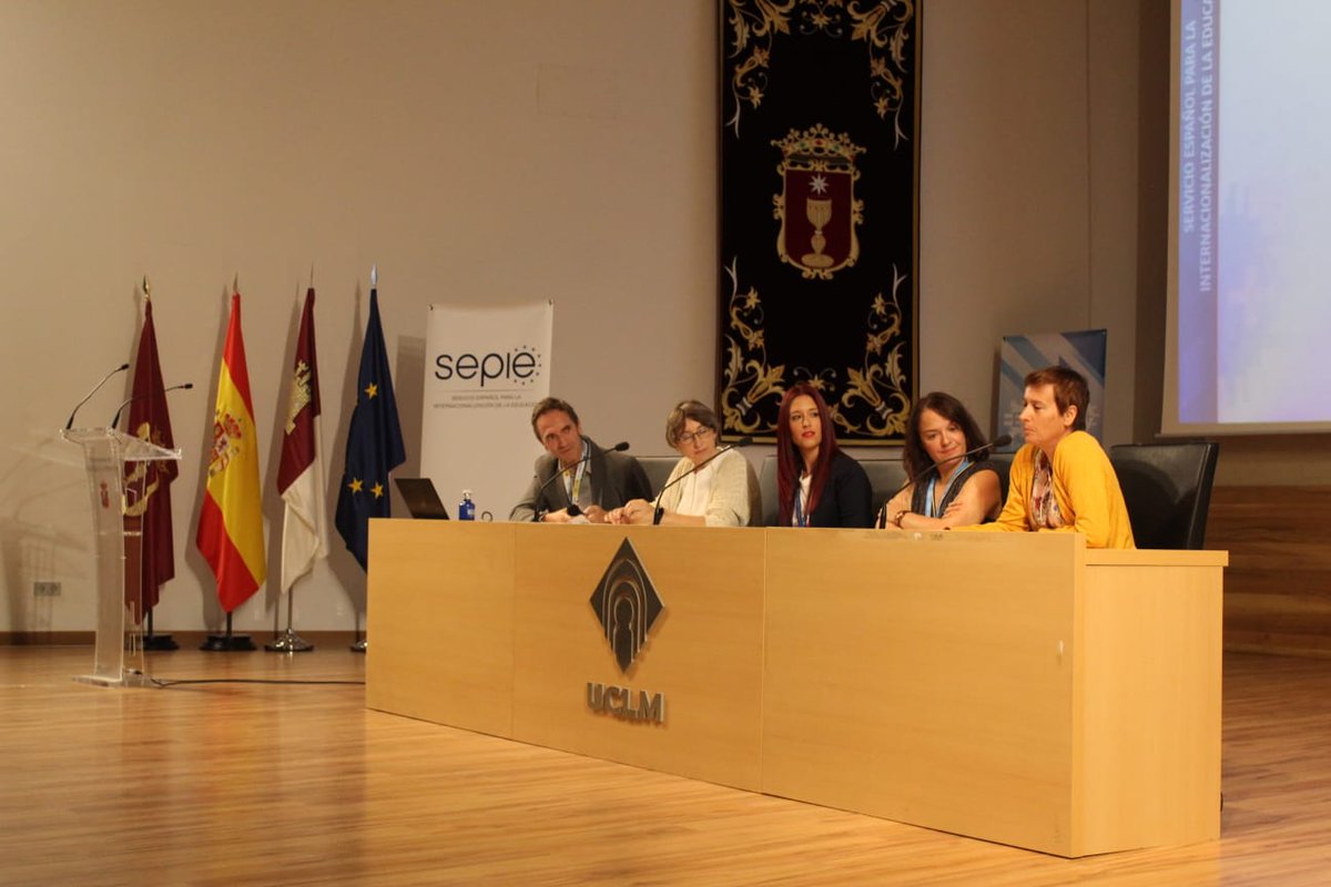 sepiegob's tweet photo. El impacto esperado de los proyectos #ErasmusPus de Asociaciones de Intercambio Escolar - 229.
Ejemplos de buenas prácticas de proyectos de Asociaciones Estratégicas entre centros
escolares. Mesa redonda.
@EUErasmusPlus @CienciaGob @educaciongob @gobjccm @educajccm @uclm_es https://t.co/2yTr3FEgwz