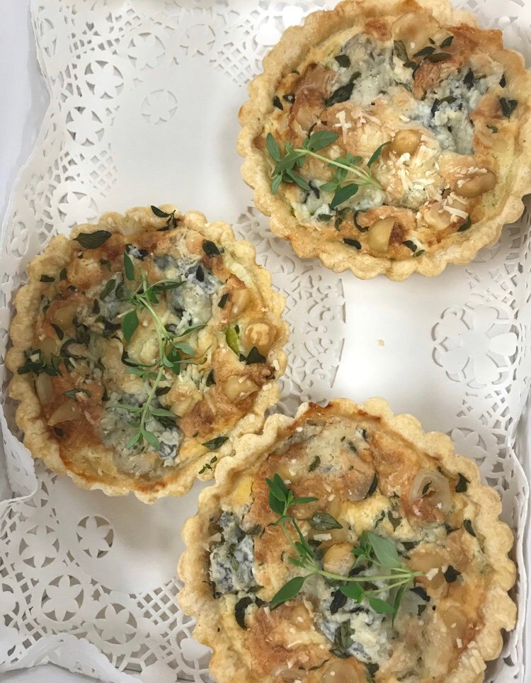 WKGS_Pastoral's tweet image. Some fantastic offerings from Gonner House students for the #WKGSHouseBakeOff prelims today.
#cakeislife #WKGSGonnerHouse  
@WestKirbyGS