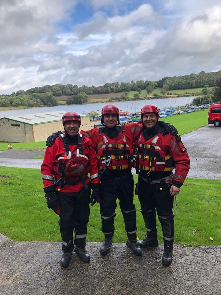 Tyne_Wear_FRS's tweet photo. Good luck to our team of swiftwater rescue technicians taking part in today's #UKRODerbyshire2019 water rescue challenge! They're competing against other fire and rescue services at Ogston Reservoir. 

#TeamTWFRS @_ukro https://t.co/wF0rzFShQP