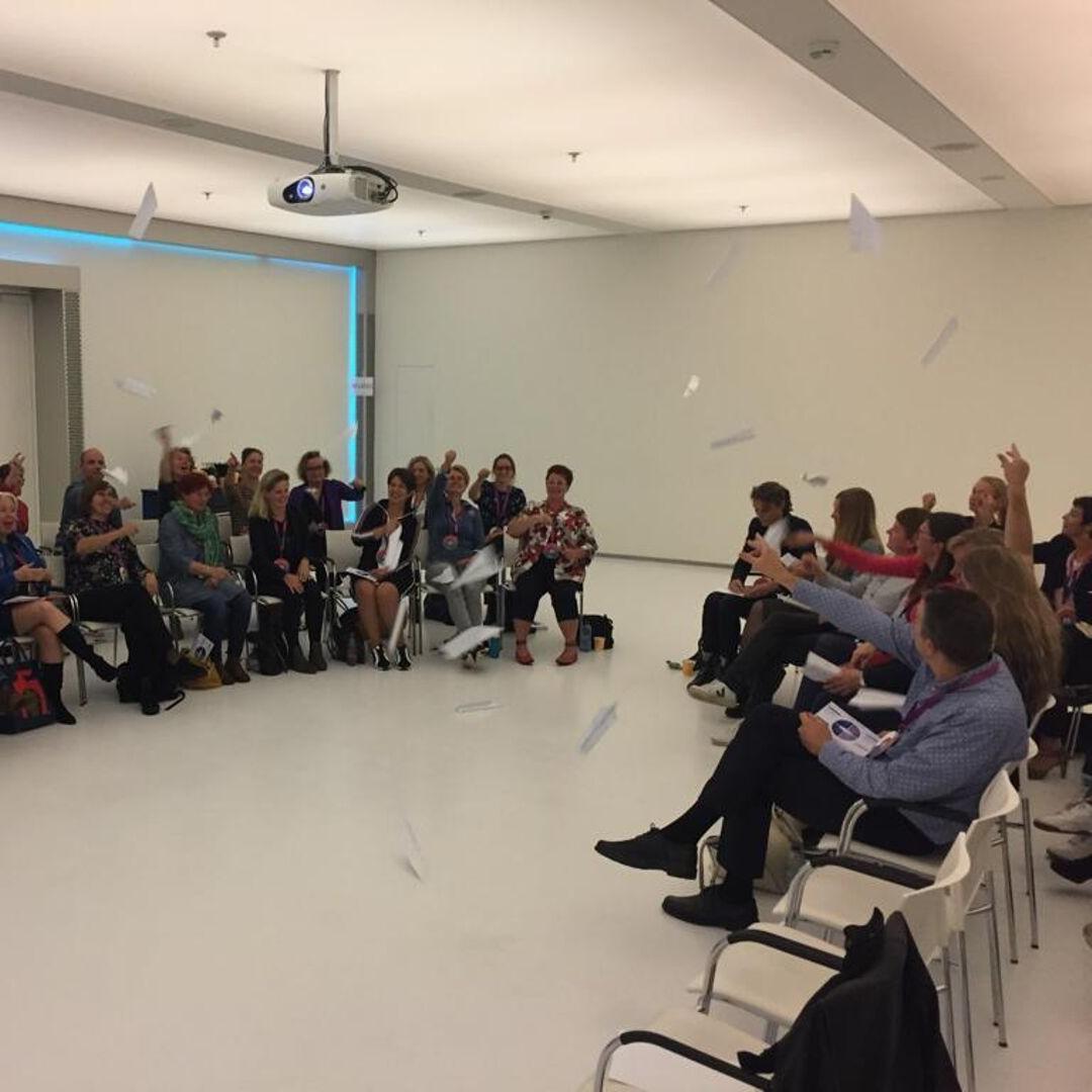 involve_nl's tweet photo. Gisteren vierden wij met ruim 200 aanwezigen ons jubileum. We kijken terug op een fantastische middag vol kennis en inspiratie. We willen alle bezoekers bedanken voor jullie komst, jullie grote aandeel en het bijzondere community-gevoel. Dat was een waar cadeautje! #Involve25 https://t.co/ERZSvfbz7f