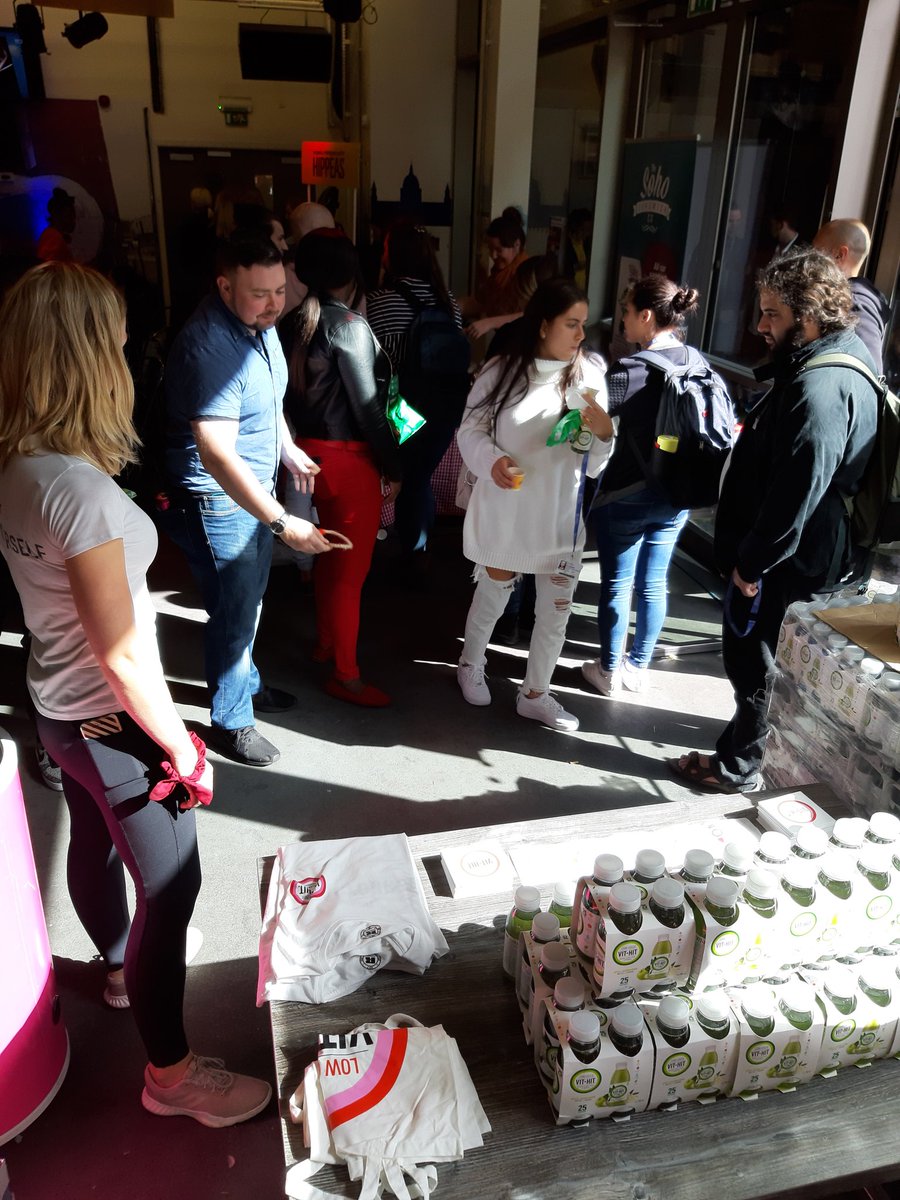 LSBUfood's tweet photo. Still booming and very busy, so many happy smiling faces #freshersfoodfayre2019 #eliorfoodie https://t.co/r79tfNOQ9Q