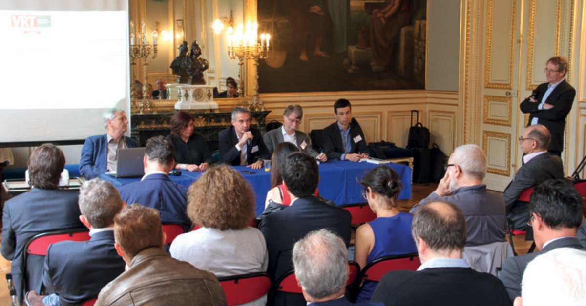 Véhicules autonomes : éviter le pire et préparer le meilleur. Pour comprendre ce que les #véhiculesautonomes pourront apporter, le Club VRT a reçu plusieurs invités dont <a href="/y_leriche/">Yann Leriche</a>, directeur <a href="/Transdev/">Transdev Group</a> North America. Compte-rendu du débat 👉bit.ly/club-vrt-vehic… #mobilite