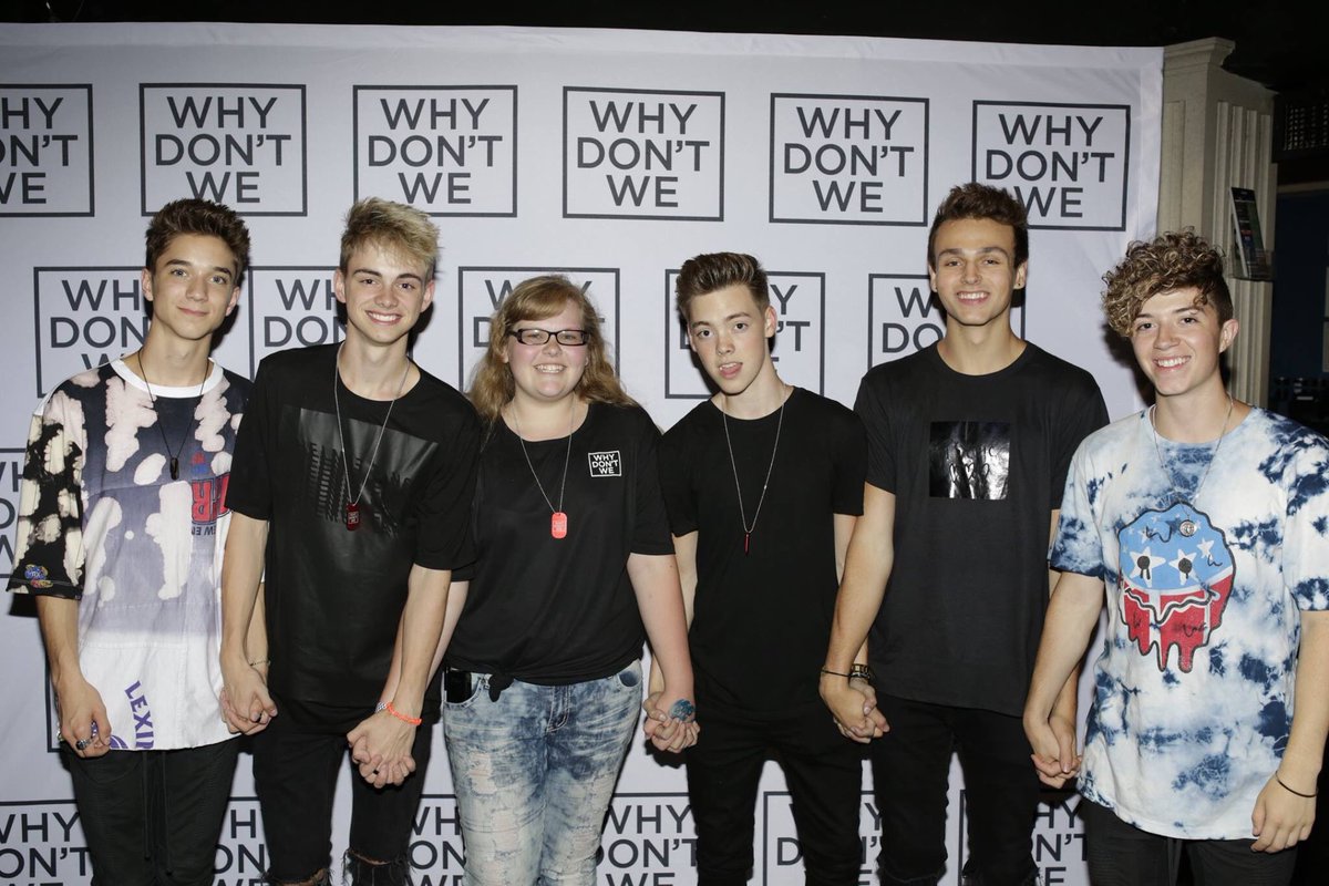 abby_mick21's tweet photo. three years of wdw and two years of invitation. what a time to be alive 🙌🏼 #InvitationTour #3YearsOfWhyDontWe #2YearsOfInvitation https://t.co/FmDeIY01fY