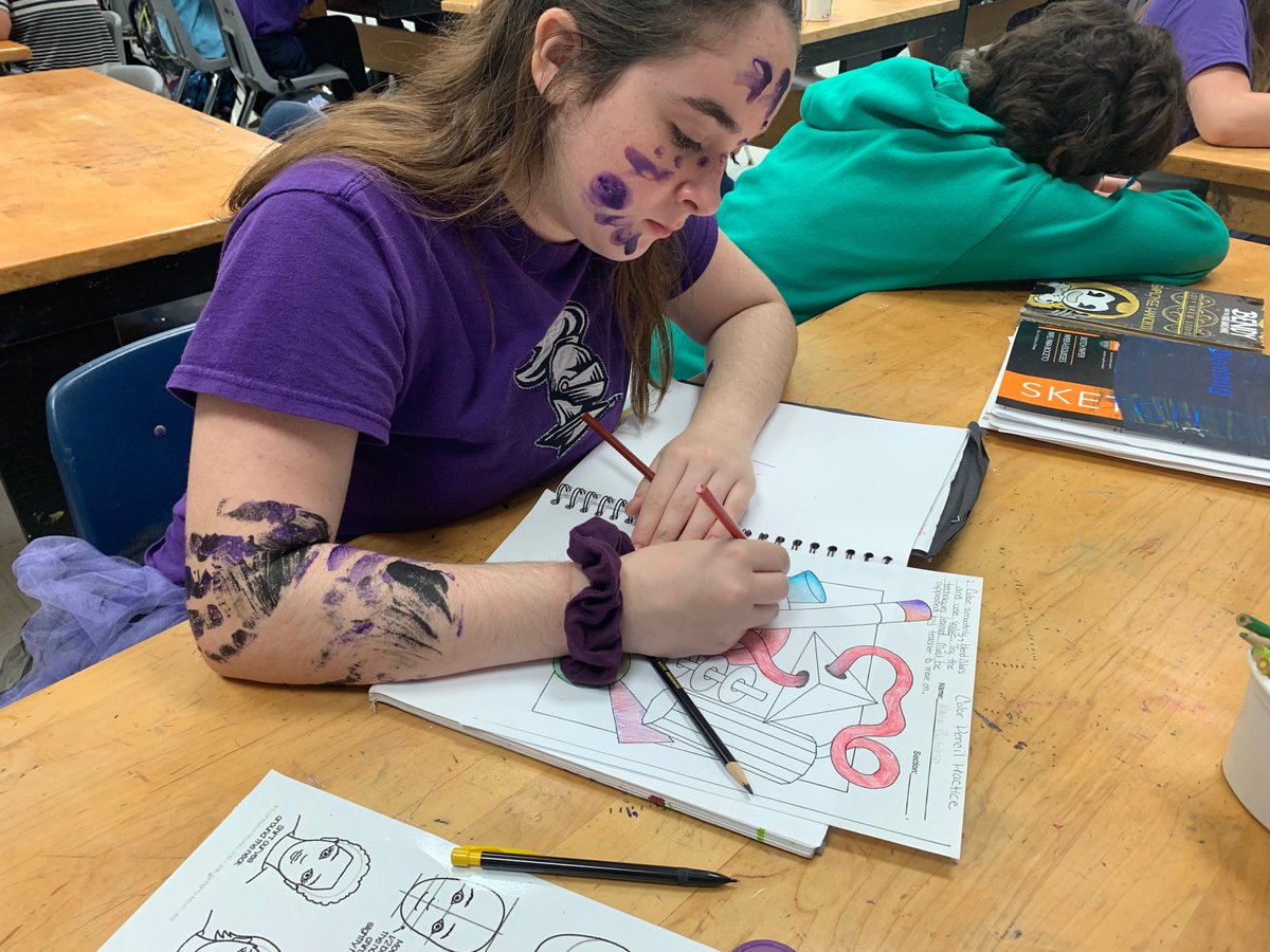 nvicchia1's tweet photo. Cooor pencil practice! ⁦@RRMSRoyalKnight⁩ https://t.co/fzb75e317R