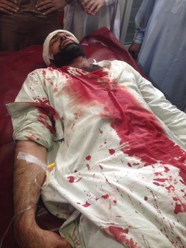 MJibranNasir's tweet photo. Will any representative from the Provincial Govt of KP take responsibility on brutal assault of doctors and staff including both male and female at #LadyReading Hospital as well as media reporters. Such actions by police show contempt of political administration for protestors https://t.co/oFhOPWjtmA