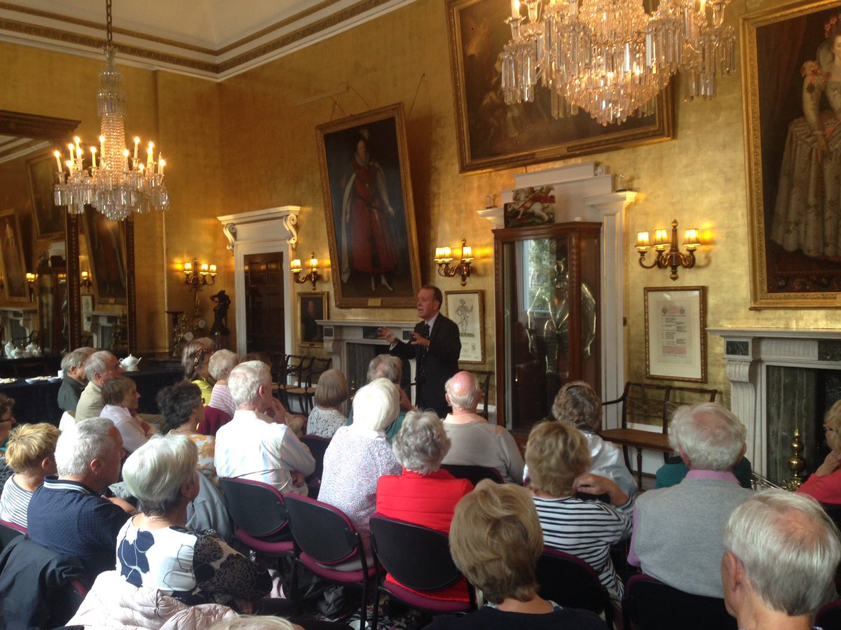 City and Livery (@cityandlivery) on Twitter photo An excellent tour and talk about the <a href="/ArmourerBrasier/">Armourers & Brasiers</a> Company in <a href="/ArmourersHall/">Armourers' Hall</a> by the ever knowledgeable, humorous, but decidedly not French, Peter Bateman Esq, Clerk to the Company. An excellent tour and talk about the <a href="/ArmourerBrasier/">Armourers & Brasiers</a> Company in <a href="/ArmourersHall/">Armourers' Hall</a> by the ever knowledgeable, humorous, but decidedly not French, Peter Bateman Esq, Clerk to the Company.