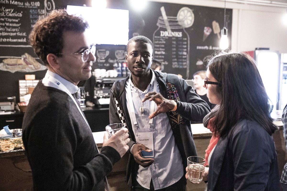 IHK_MUC's tweet photo. 1. Stopp der #startupgermanytour zum Kennenlernen und Netzwerken @WERK1muc und #gategarching. Und wir freuen uns schon auf die @bitsandpretzels #BITS19 https://t.co/pcOwojvGMd