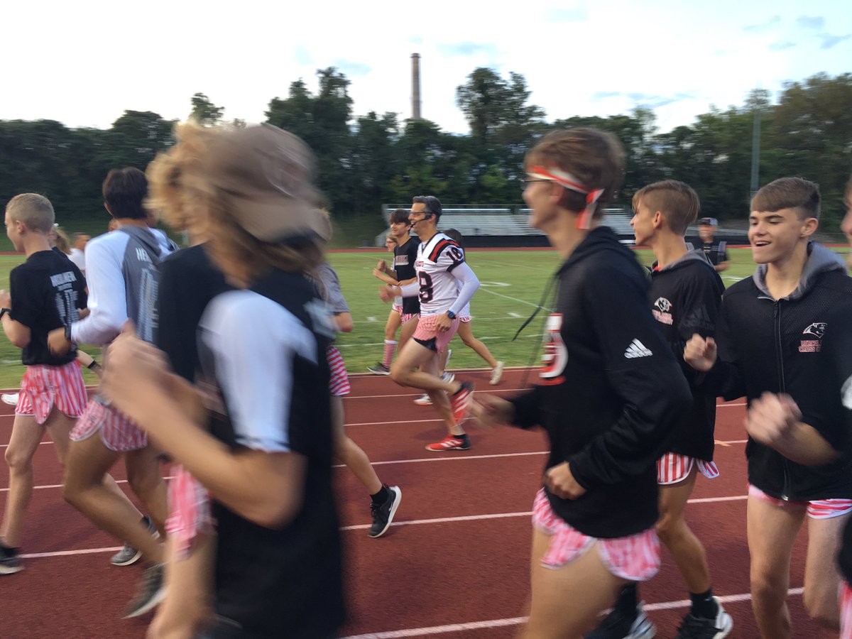 producer_peggy's tweet photo. Run Tim Run, a light jog with the Cross Country team @BlackcatMatt #fox2pepzone @FOX2now https://t.co/kXmLuDriem