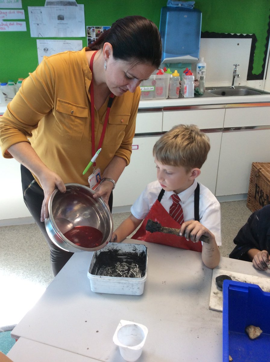 High Halstow Primary Academy tweet media