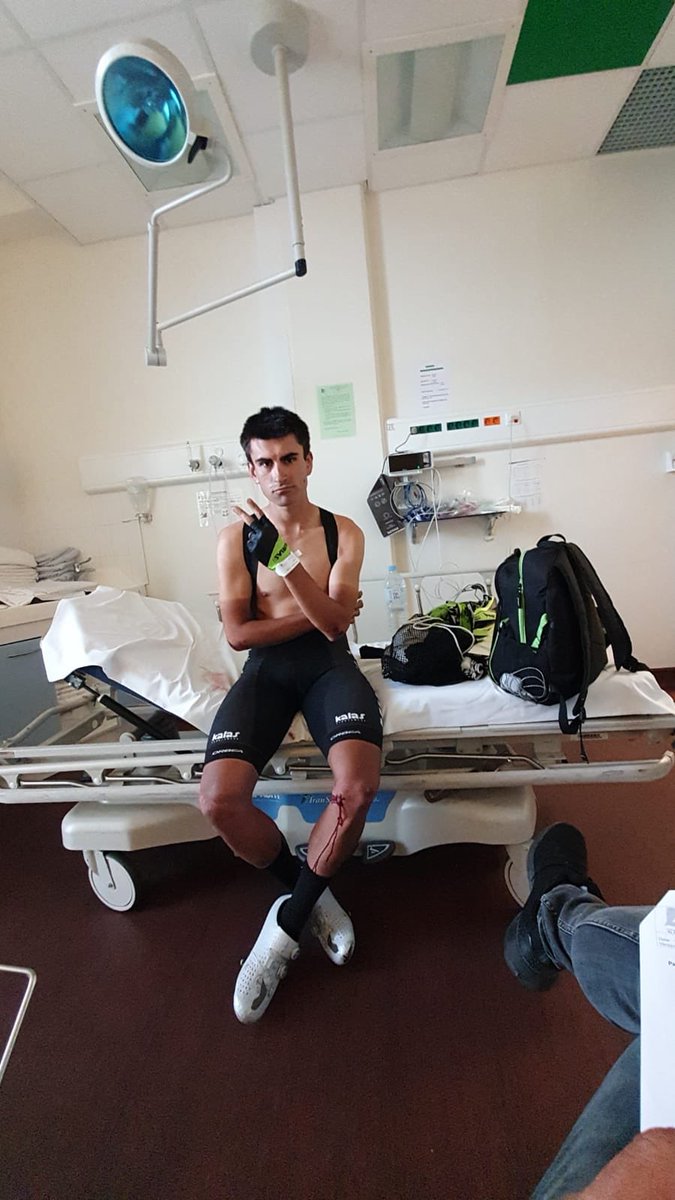 Un mes desde que sufrí la caida en @TourPoitouChtes 
De momento van bien las cosas, la recuperación parece que va avanzando como debe y si todo sigue igual, en breve empezaré con la rehabilitación. Queda un poco menos para volver