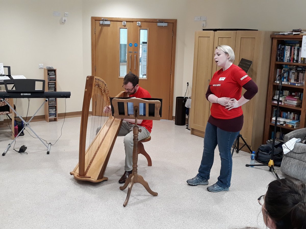 4Flor4's tweet photo. @LillyPad Global Day of Service with our colleagues displaying fantastic talent for some local Senior Citizens in Kinsale Ireland! #WeAreLilly #LillysGotTalent https://t.co/P3lb84UblO