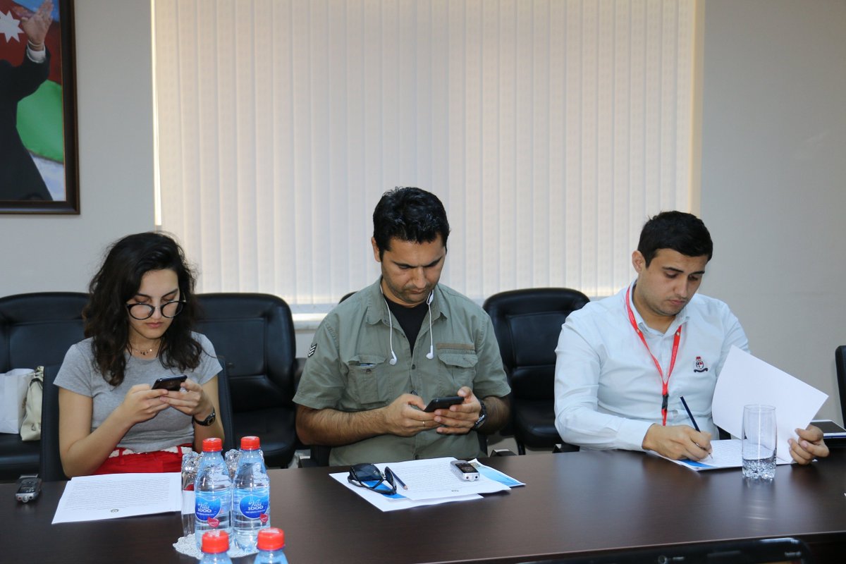 iqtisadiislahat's tweet image. İqtisadi İslahatların Təhlili və Kommunikasiya Mərkəzinin “İxrac İcmalı”nın 2019-ci ilin sentyabr sayı təqdim olunub.
Ətraflı: bit.ly/2n6QKPT
#ExportReview #Azerbaijan #economy #Azexport #onestopshop