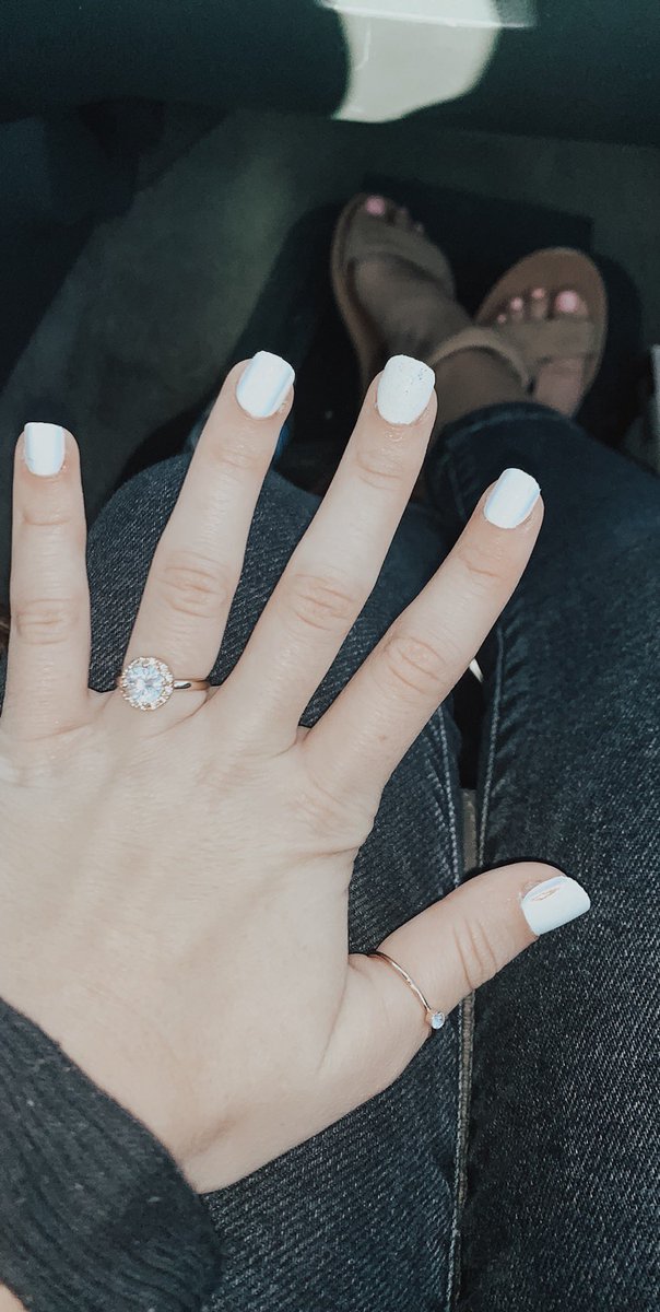 morter21's tweet photo. i feel so much more like a woman having my nails done + rings on my fingers✨*side note* i feel so weird wearing rings on my right hand so i always have them on my ring finger. i asked my man if it was weird &amp; he said “no keep it so guys think you’re engaged &amp; wont flirt w you”😂 https://t.co/WhOlCdiisr