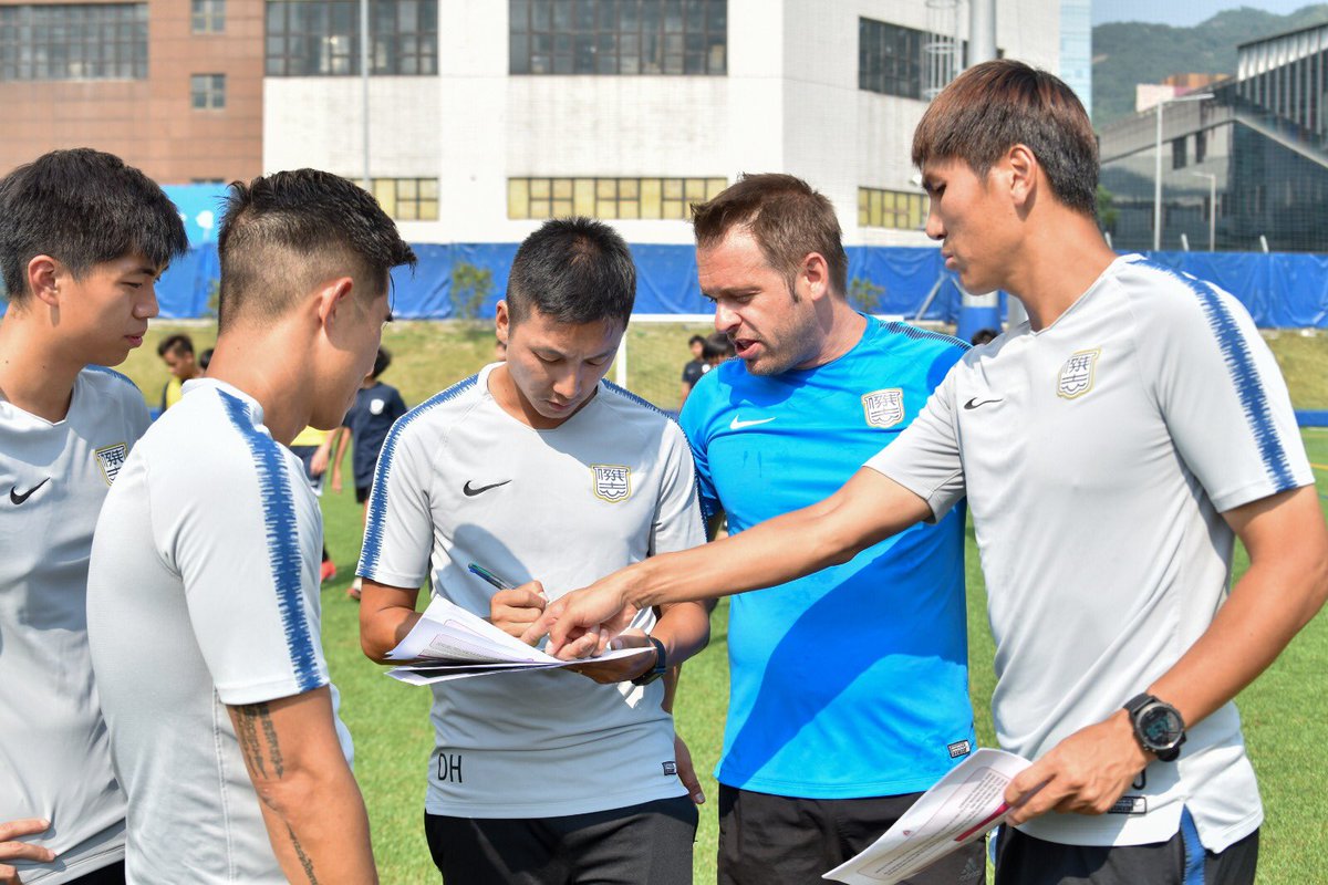 DV7Soccer's tweet photo. Our coach Kino García has been working in Kitchee 🇭🇰, teaching the DV7 methodology along the local coaches. #DV7method https://t.co/Y87pMt6J60