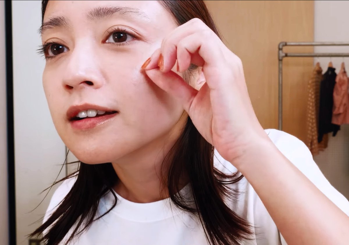 お銀 安達祐実様すっぴん 目がおっきい 肌綺麗すぎる まつ毛長い アップの時とかもうヤバくない 可愛すぎる ちなみに 化粧水は無印が好きで 3回くらい むしろ染み込むだけ 塗る その後に 手で温めたクリームを塗って蓋をしてからメイク お銀 安達祐実様すっぴん 目がおっきい 肌綺麗すぎる まつ毛長い アップの時とかもうヤバくない 可愛すぎる ちなみに 化粧水は無印が好きで 3回くらい むしろ染み込むだけ 塗る その後に 手で温めたクリームを塗って蓋をしてからメイク
