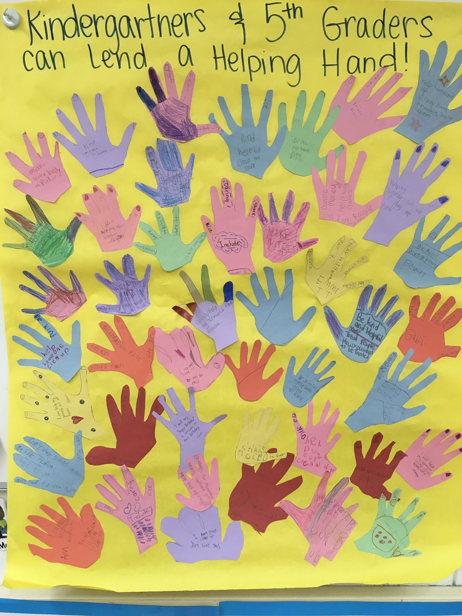 We can all lend a helping hand! #kindness #itstartswithhello #helpinghands #sp109 #engage109 #buddies
