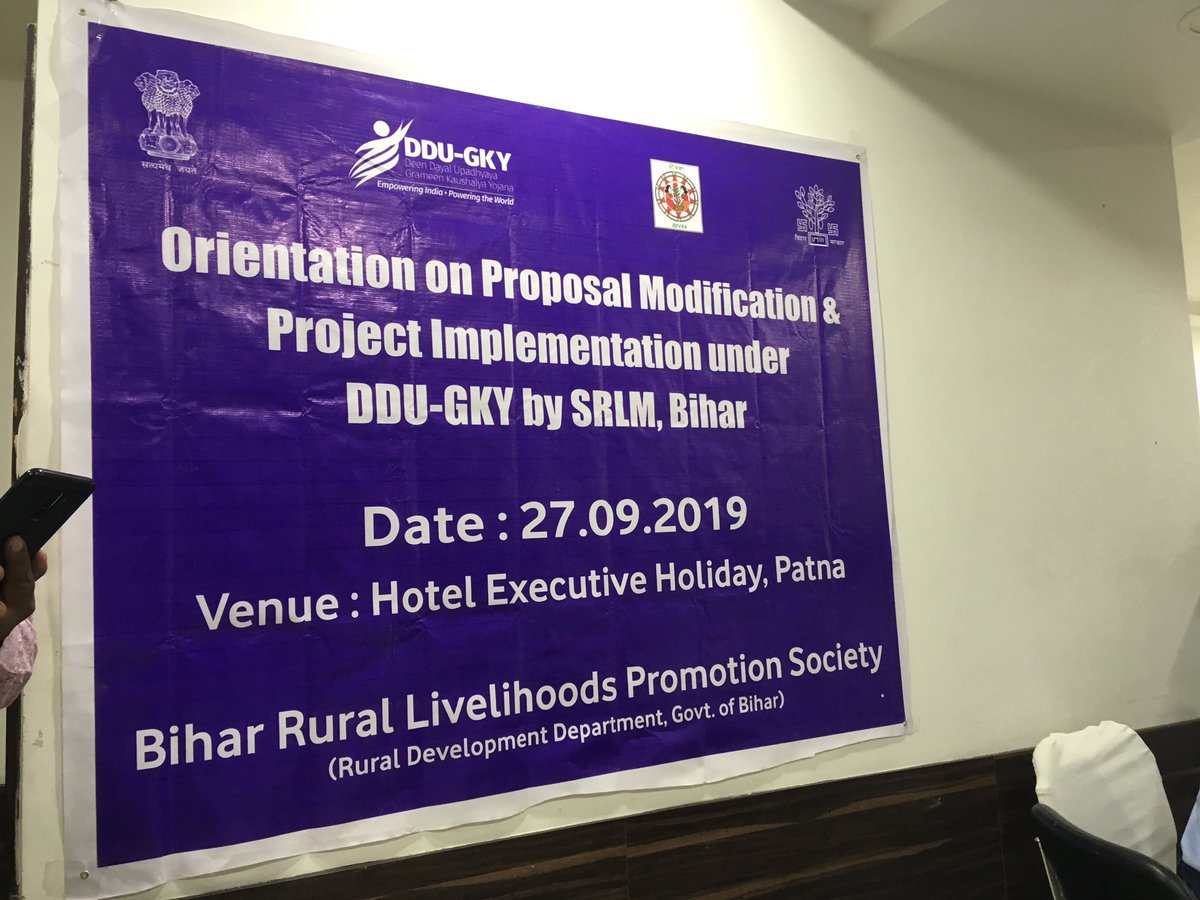 jeevikaskilla's tweet photo. Jeevika skills engaged to disseminate knowledge and enhance capacity building . https://t.co/RRoXiQPfdZ