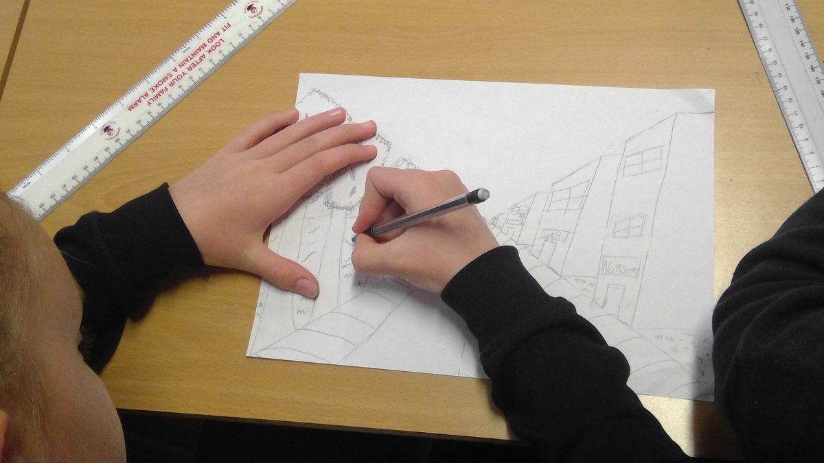 DenbeathP6_7's tweet photo. This afternoon we used the perspective drawing technique to create a realistic street scene. #creativitiy #proudofourpictures #feelingsuccessful https://t.co/3QkuqWZr51