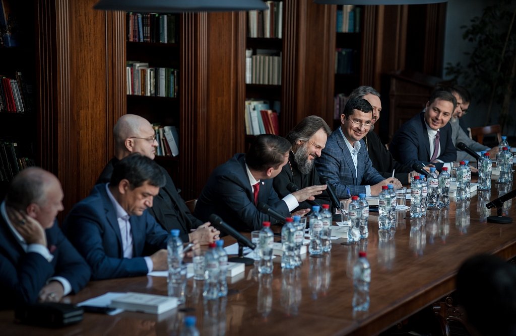 sretacademy's tweet photo. В СРЕТЕНСКОЙ СЕМИНАРИИ ПРОШЕЛ КРУГЛЫЙ СТОЛ «БИЗНЕС-ЭТИКА И ПРАВОСЛАВНОЕ ХРИСТИАНСТВО» С УЧАСТИЕМ ТОП-МЕНЕДЖЕРОВ КРУПНЫХ КОМПАНИЙ 

Фото: https://t.co/GVTNLmUR11

#Сретенскаясеминария #бизнес  #этика #христианство #общество https://t.co/FCoSOQu896