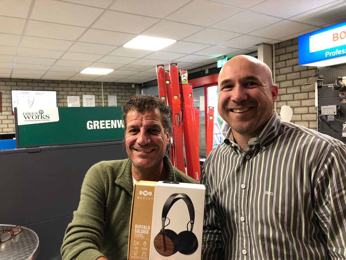 We feliciteren Erik Bekkers van #EenGBekkers tegelzettersbedrijf met zijn gewonnen prijs tijdens de bouwvakaktie bij <a href="/RKB_Eindhoven/">Raab Karcher</a>.