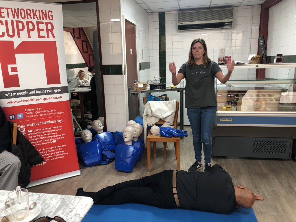 warrenkingphoto's tweet photo. Today’s @BromleyCupper at Nick’s Cafe in Bromley @DaisyFirstAidTC showing how to do CPR and recovery position with @FsbPiyush as her dummy #Bromley #networkingcupper #businessnetworking https://t.co/BK4ePxuTU4