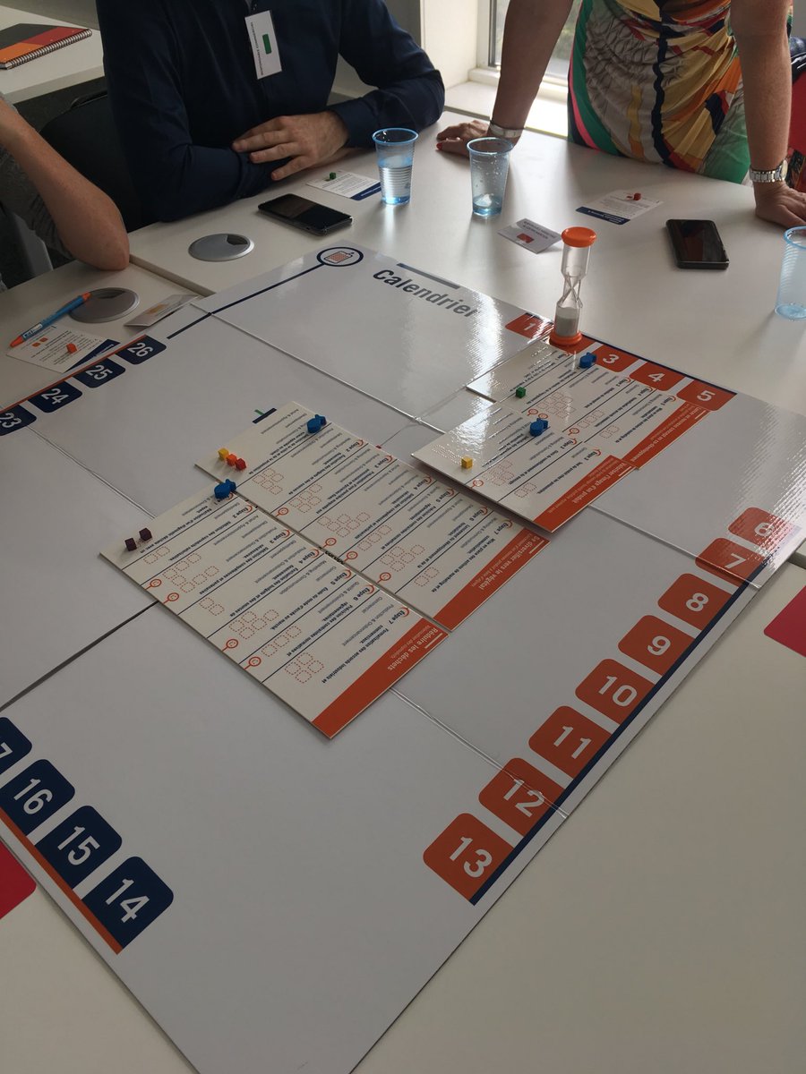 ArianeMansour's tweet photo. [En direct de l’atelier innovarium] : des participants gourmands qui choisissent de mener 4 projets de front ! Stay tuned... https://t.co/WyunKbpA0T