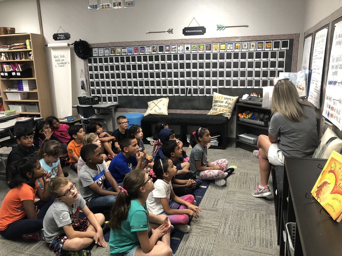 knnethercot1's tweet photo. Thanks Coach Robertson for being our guest reader!! https://t.co/Vl9d8xamaf