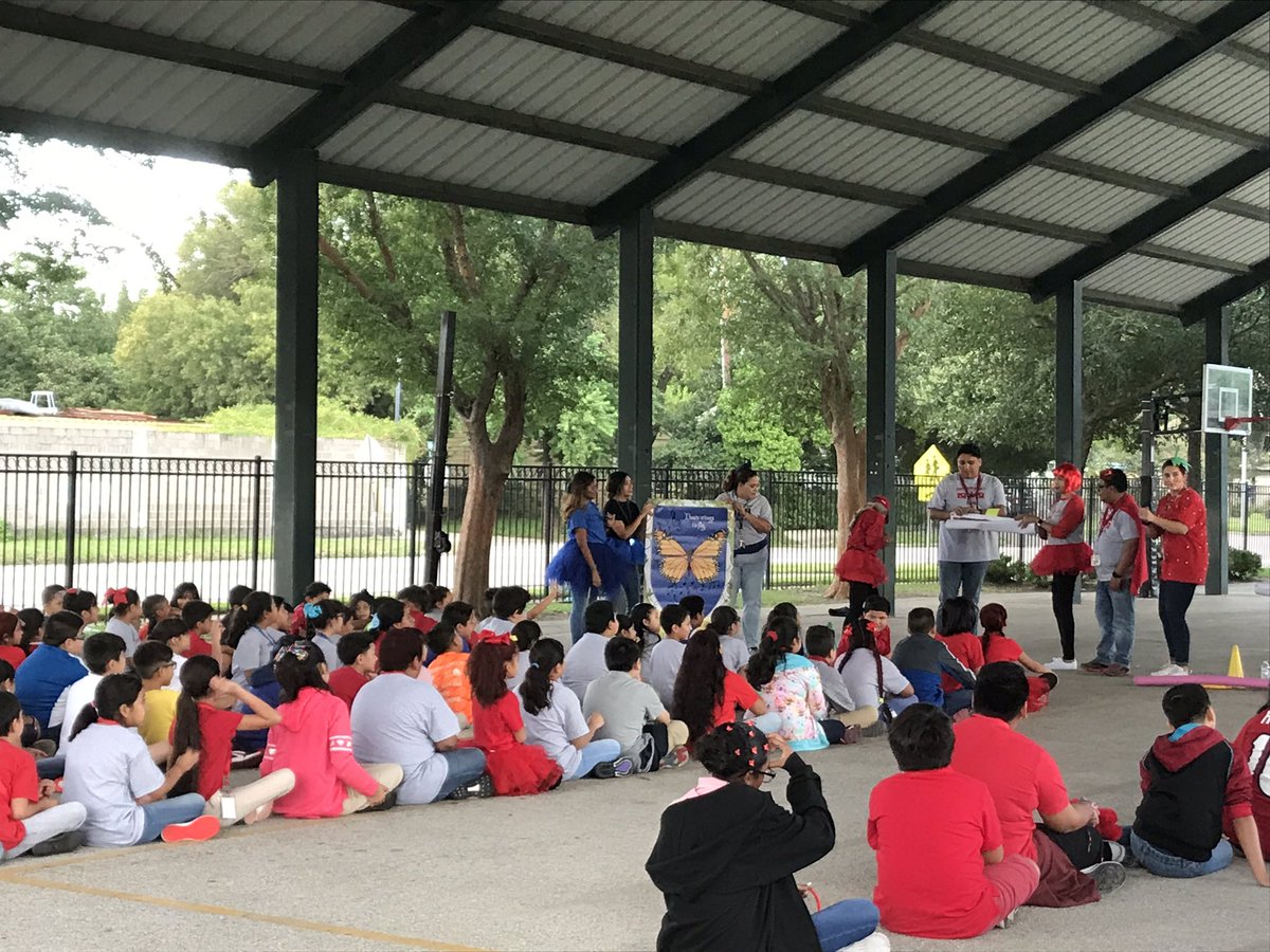 MissPicon's tweet photo. Houses Competition @PughRamsHISD @HISD_Wraparound https://t.co/cJTt6SeBOs