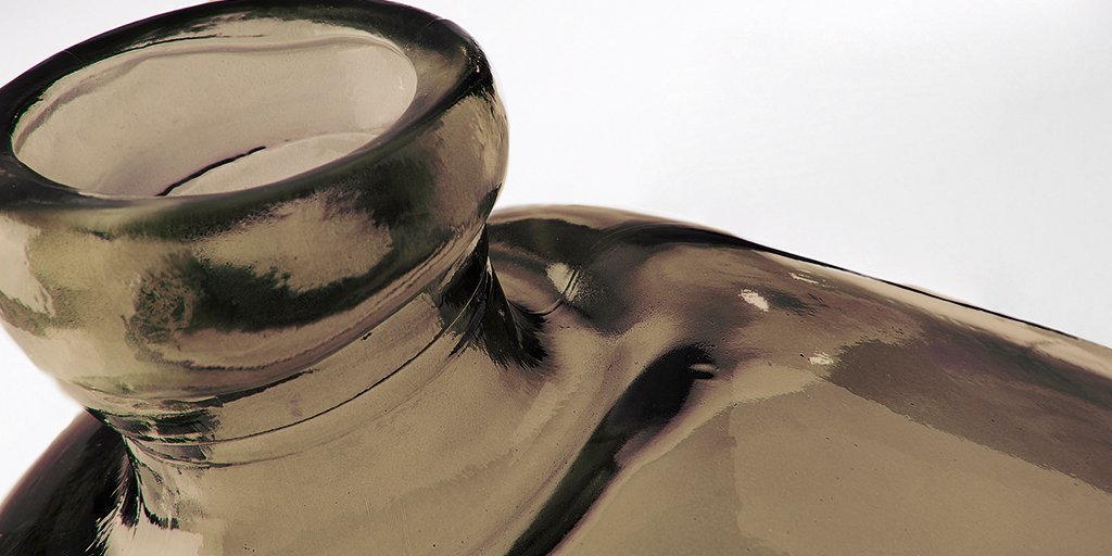 LOMONACO's tweet photo. Para una lámpara, como jarrón o simplemente porque sí, necesitas nuestras botellas de vidrio orgánico. ¡Súmate a la tendencia de este otoño!
https://t.co/rd0exlAIGK

#DecoHogar #Inspiración #IdeasHogar https://t.co/W5638fJC0t