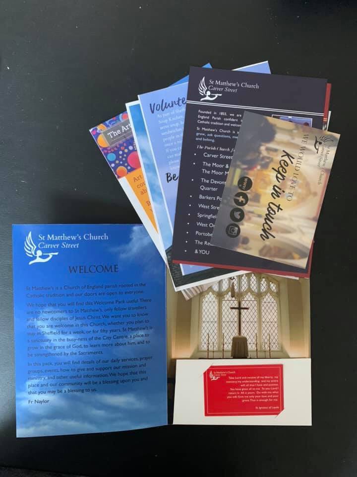 carver_street's tweet photo. Not only have we revamped our leaflets recently, we now have a brand new welcome pack for new people.

A great way to start the new academic term!

Thank you to those who helped to put them together 😊 @DioceseofSheff @sheffielduni @sheffhallamuni @Sheffieldis @sheffcitycentre https://t.co/9tMZpf1r0V