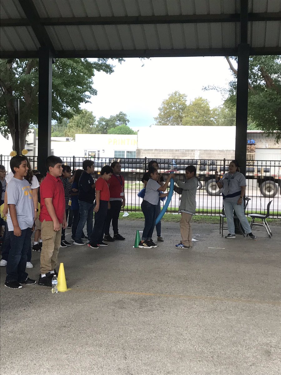 MissPicon's tweet photo. Grades 3-5 House Competition @PughRamsHISD @HISD_Wraparound https://t.co/Qt3cCYaL0f