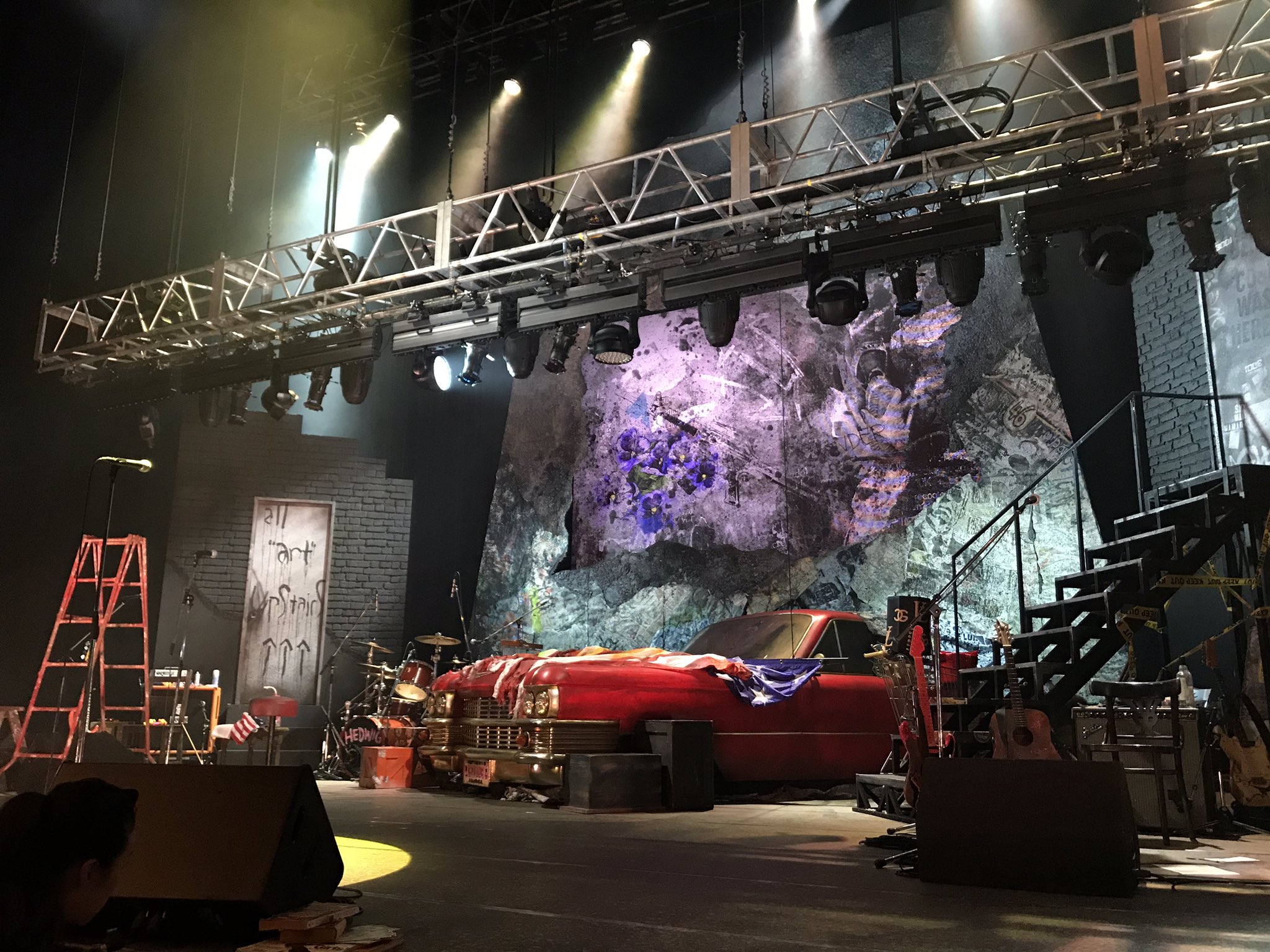 ヘドウィグ 舞台 2022 公演オリジナルフーディー ヘドウィグ 舞台 2022 公演オリジナルフーディー ヘドウィグ