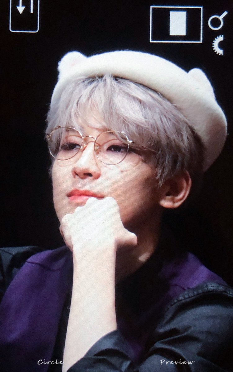 Circle960717's tweet photo. 190927 팬싸

#원우 #WONWOO #세븐틴⁠ ⁠⁠⁠⁠⁠⁠⁠⁠#SEVENTEEN⁠⁠⁠⁠⁠ #ウォヌ #절세미남 #절세미남전원우 @pledis_17 https://t.co/OHZbiHtWBL