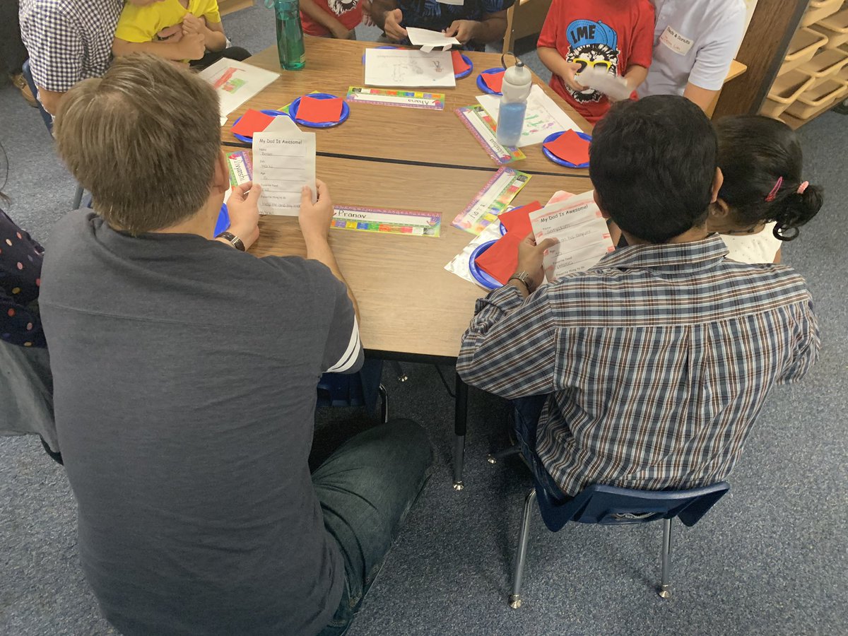 MpedrazaRRISD's tweet photo. Dads and Donuts.  What a wonderful way to start the day @LME_Lions.  #embracejoy https://t.co/CYuhWQyT9W