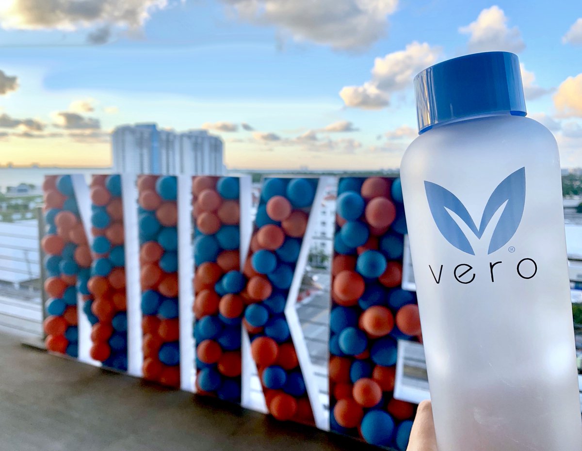 VeroWater's tweet photo. We definitely Enjoyed The Run with #NikeMiami at the Joyride Celebration last night!
#EnjoyTheRun #Nike #VeroWater #BetterThanBottledWater #Joyride #JoyRun #Hydrate #EcoFriendly #InspiredLiving #SustainableLuxury #WeRunMiami #SwooshLife https://t.co/F63KnQmAVm