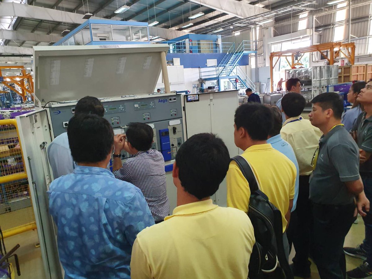 csvenergy1's tweet photo. วันนี้ CSV Energy ได้รับเกียรติจาก
Lucy Electric (Thailand) Limited 
เยี่ยมชมโรงงาน พร้อมลูกค้า 
คณะวิทยาศาตร์ มหาวิทยาลัยมหิดล 
เราได้เยี่ยมชมสินค้าหลากหลายโดยเฉพาะสินค้า
   🔴Ring Main Unit (RMU ) สวิตช์เกียร์แรงสูงในระบบจ่ายไฟฟ้าของการไฟฟ้า https://t.co/1xLvLnHAVG