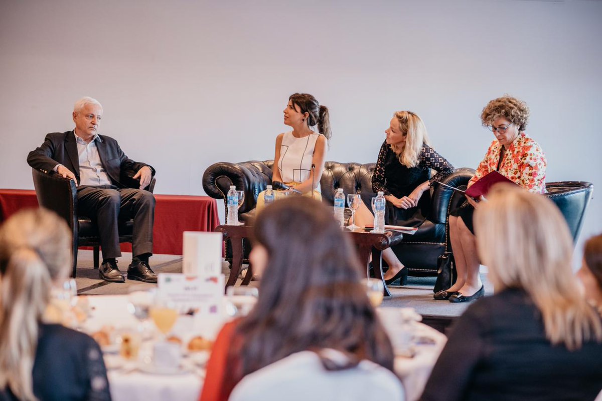 Compartimos más 📷📷 del desayuno #BuenosAires sede de eventos internacionales.
.
.
Gracias a las asociaciones, federaciones, sociedades, cámaras, universidades y entidades diversas que nos acompañaron en esta jornada 👏🏼👏🏼
.
<a href="/EnTurBA/">Ente de Turismo BA</a> @InproturArg <a href="/aoca_argentina/">AOCA</a>