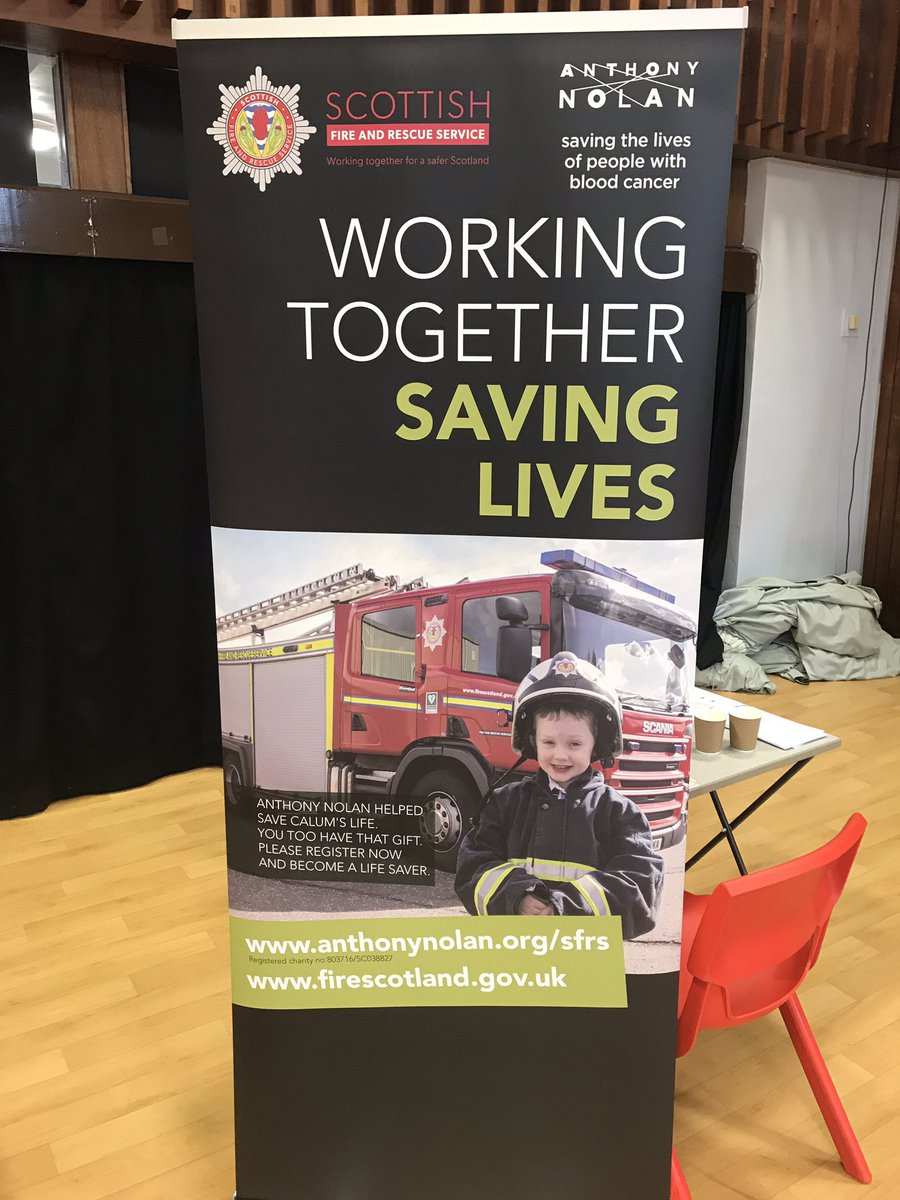 steveRmitch's tweet photo. 107 potential lifesavers signed up at @PeeblesHigh with @fireboyle @AnthonyNolan @scotfire_MELSB @gill_geddes today. Excellent response and many thanks to the School Champions and @scotfire_MELSB volunteers https://t.co/YIoTrnDvEd