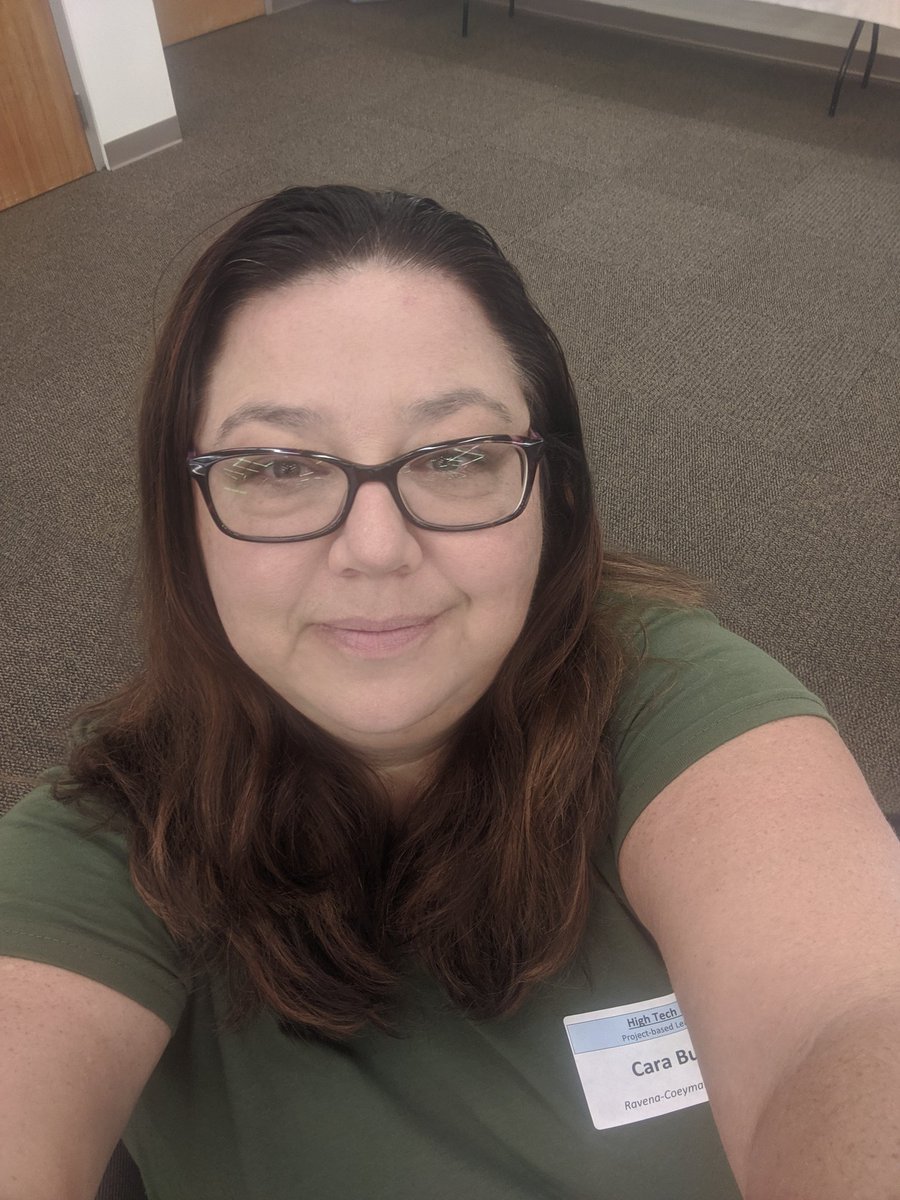 CBuckleyInsTec's tweet photo. High Tech High PBL conference Day 2 - so much learning #RCSLovestoLearn #CreatorsnotConsumers @engelhardtch https://t.co/feYfKmVYwr