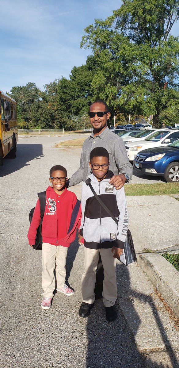 WWPCEM's tweet photo. We welcomed our dads with open arms today at WPC! Shout out and thanks to all of our dads for all that you do! #CitySchoolsDads #MFM2019 #REALDADSREAD #wpcbeastmode @PpalPinkney https://t.co/OCYMLsbOz3
