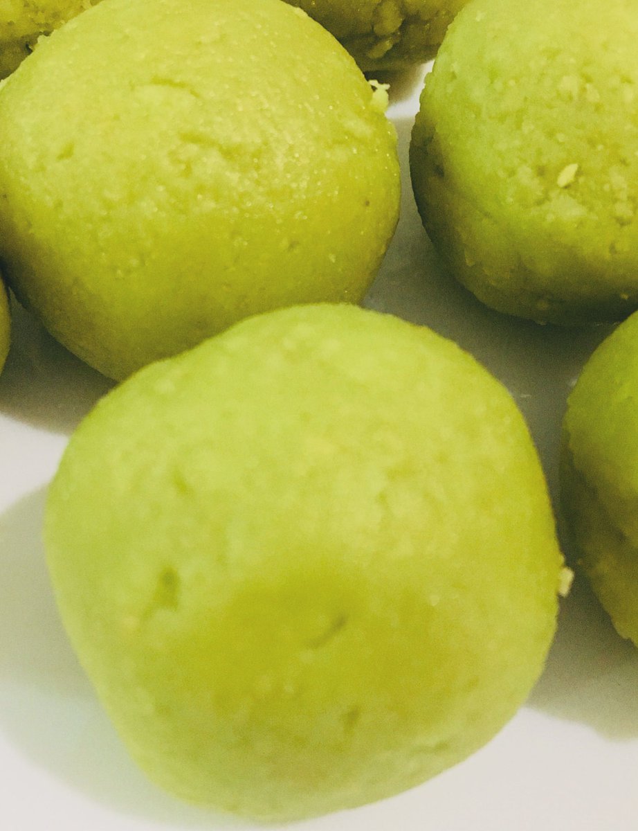 bakefactory_mv's tweet photo. Cashew ball time 😁 https://t.co/N8zyEEDFit
