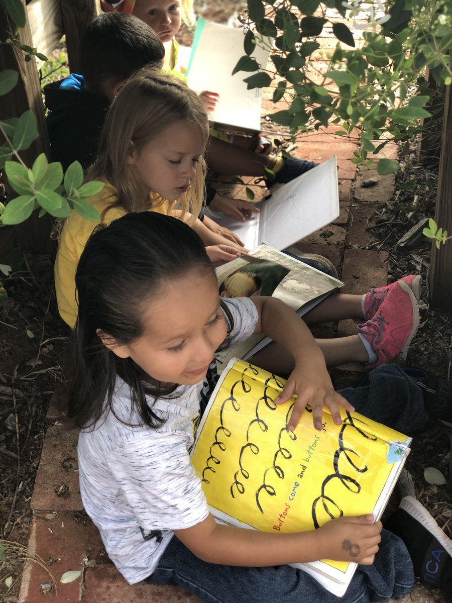 HopeRennels's tweet photo. We had such nice weather yesterday morning that we decided to enjoy our reading garden! Our school’s custodians take such good care of it, it always looks beautiful! #cpsreds #nes123 #Rennelsprektribe https://t.co/3Ycqng0iw6