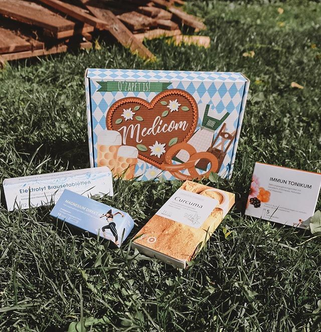 MEDICOM1's tweet photo. 🥨 Oktoberfest Gewinnspiel 🥨
Um euch gut während und nach dem Oktoberfest zu versorgen, möchten wir unsere Wiesnbox verlosen.
Auch für alle die nicht auf das Oktoberfest gehen, lohnt es sich! 
Alles, was ihr zum Mitmachen tun müsst:
1. Uns @medicom.wellbeing hier auf Instagra… https://t.co/qPjCb92xmg