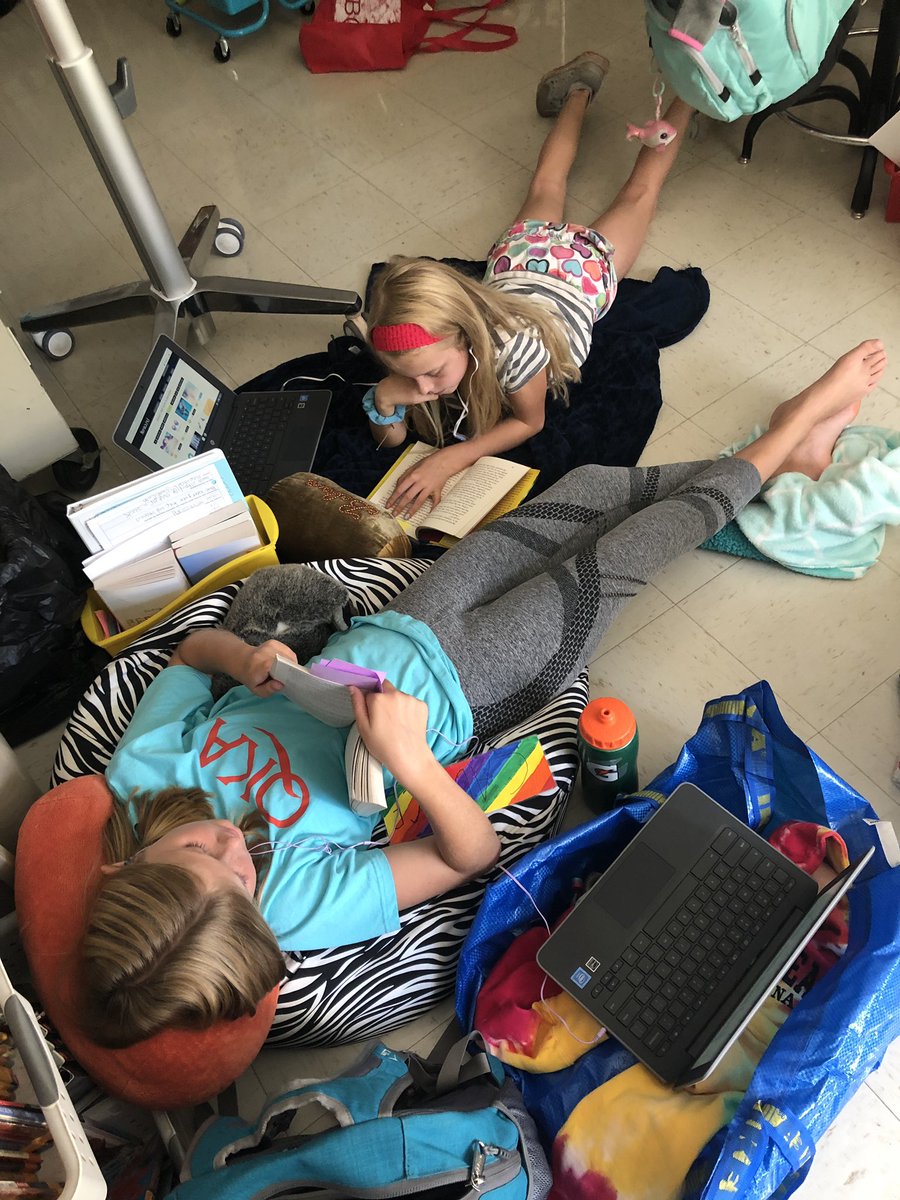 MrsSteinberg4's tweet photo. The amazing readers of 5St, who selected a Reading Layabout as their first earned reward. 💜📚💜 @ExeterLSS https://t.co/zSK9W49rzH