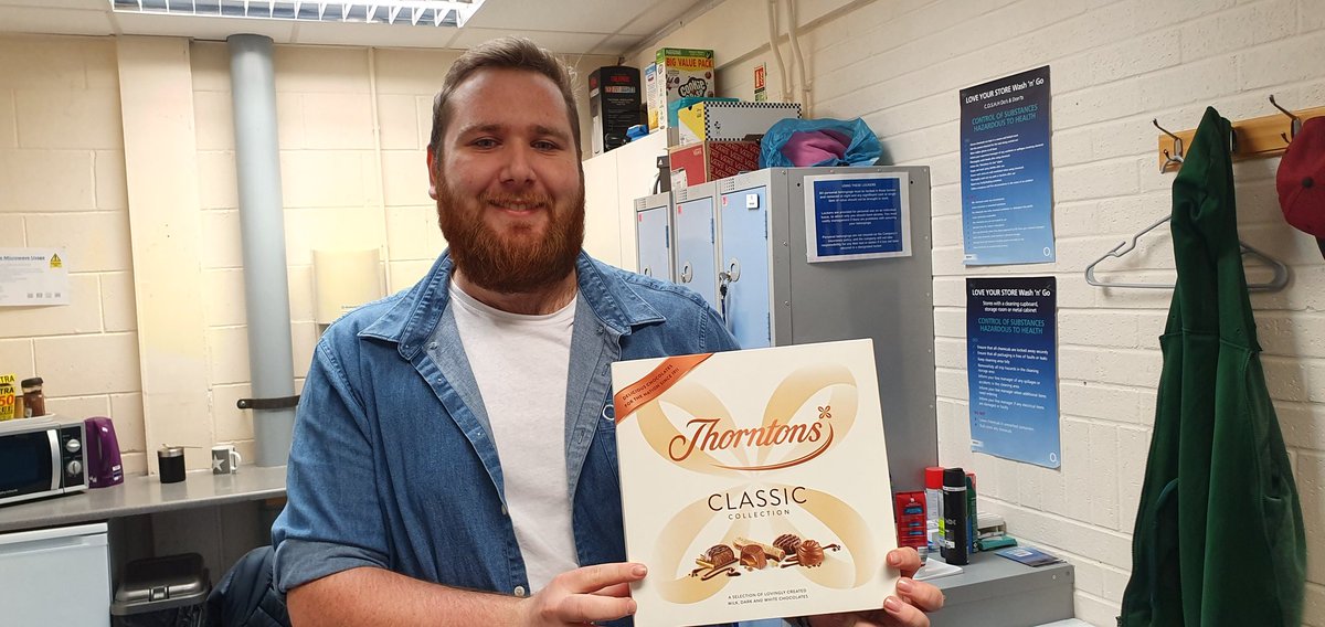 #LEAP in full force today @PeaksShopping O2 as Sam and Isaac receive 🍫 presents from their customers for sublime customer service and brilliant after-care! Nice one lads!!! <a href="/DanMawson_/">Dan Mawson</a> <a href="/daleclark22/">Dale Clark</a> <a href="/lindasfjones/">Linda Jones</a> <a href="/ajleems/">Andrew Leeming</a> <a href="/neilstorey1/">Neil Storey</a>