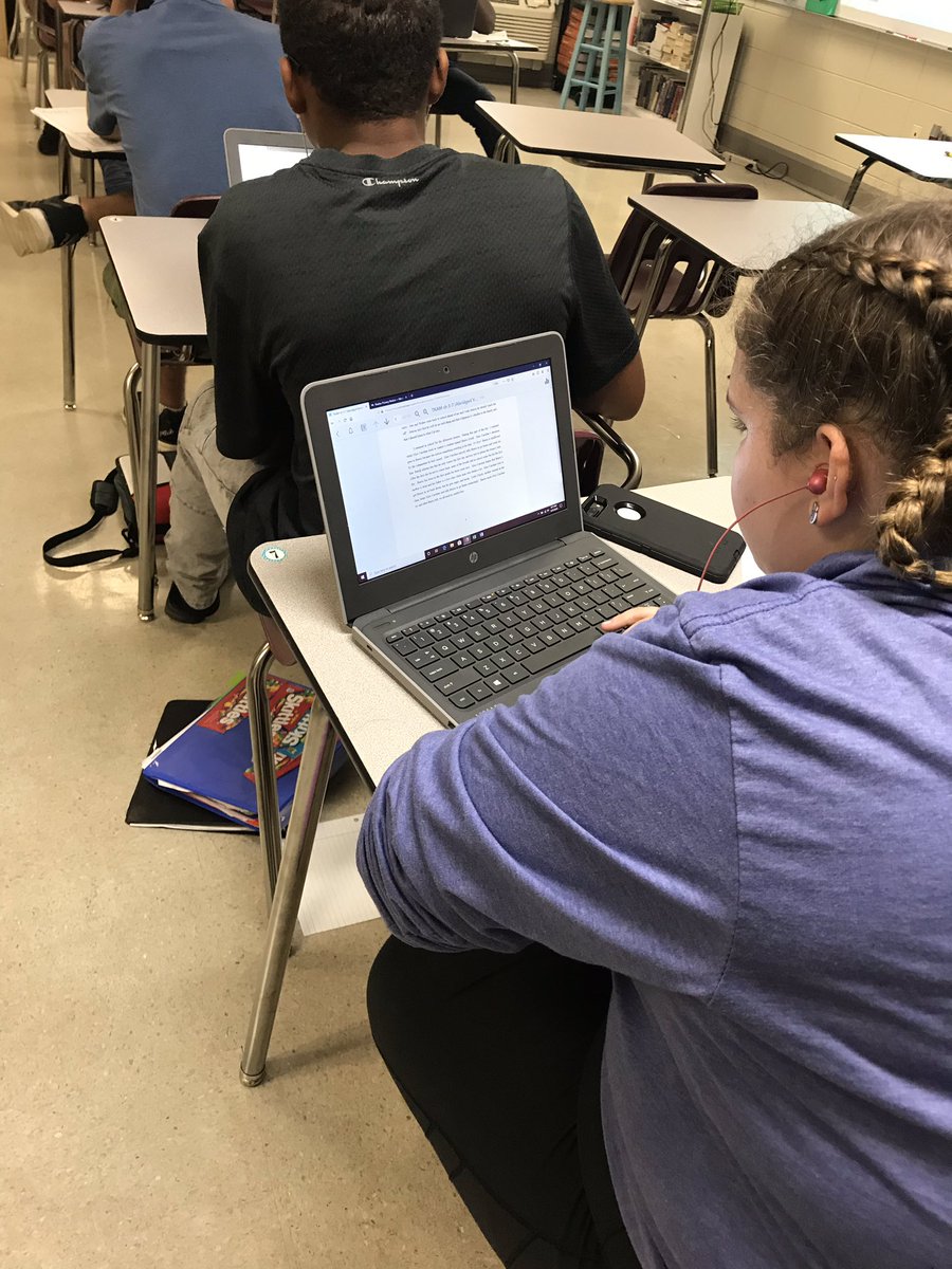 spatterwestga's tweet image. Silent sustained reading with text-dependent questions &amp;amp; instant feedback using #activelylearn #tkam #beyourbest #everystudentprepared #greatdayinSCC @sccboe  @ScchsSaints #SSR #ela