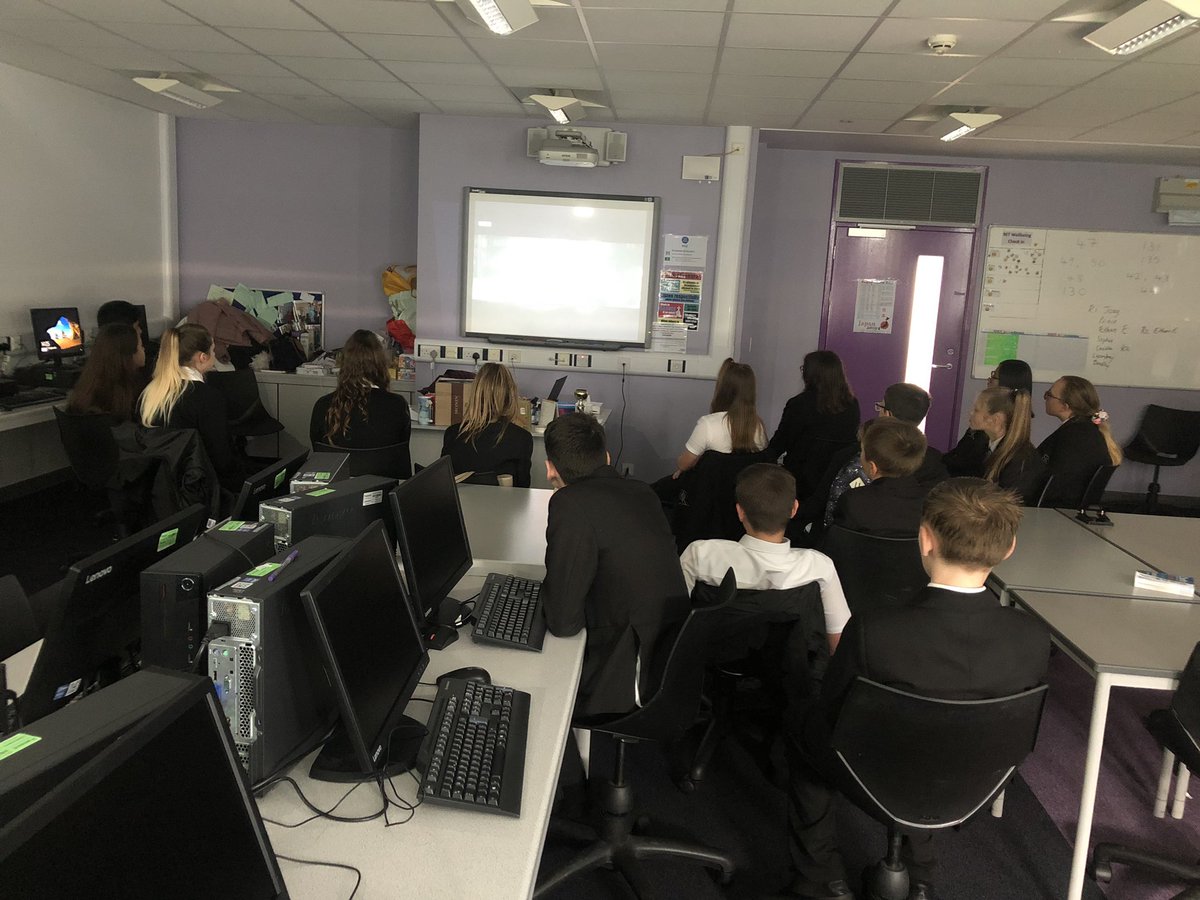 ehyde_miss's tweet photo. Watching @iamjesylouise’s documentary in school as we are currently looking at Esafety in our IT lesson.  Such a powerful message you could hear a pin drop! @Llanwern_High #cyberbullying #stayingsafeonline #veryinspiring https://t.co/49inWF810F