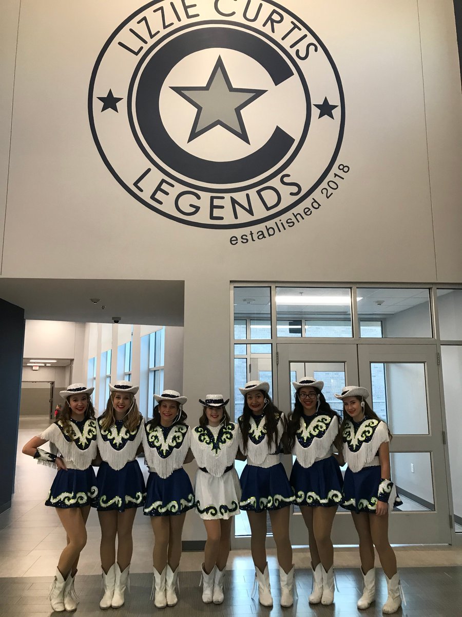 Thank you to the Eaton Sapphires that came to Lizzie Curtis this morning!  The smiles on the students faces were priceless!  They were so excited.  <a href="/EatonDance/">Eaton SAPPHIRES</a> <a href="/EatonHighSchool/">Eaton Eagles</a>